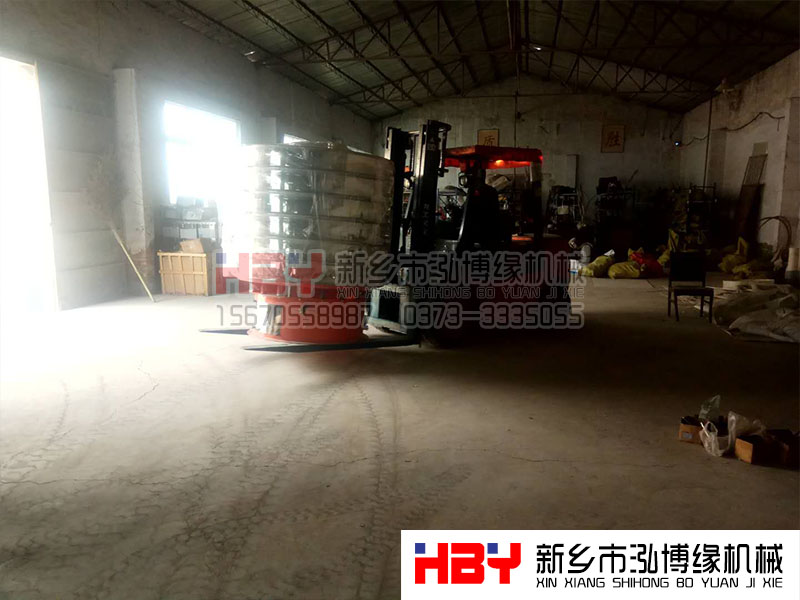 蕎麥振動篩粉機已發(fā)貨??！
